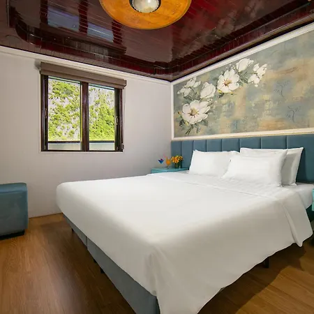 Hotel Halong Fantasea Cruise