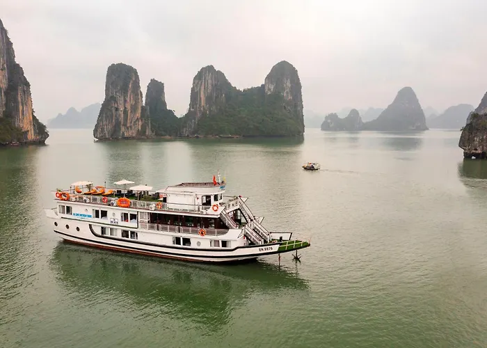 Fantasea Cruise 2* Hạ Long