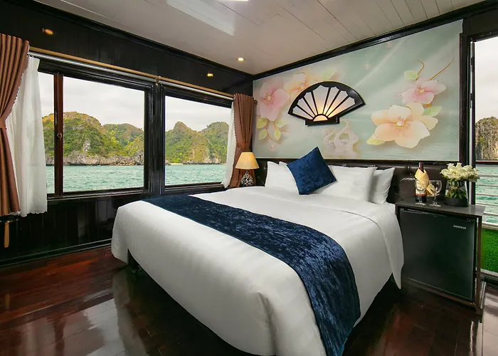Fantasea Cruise  2*