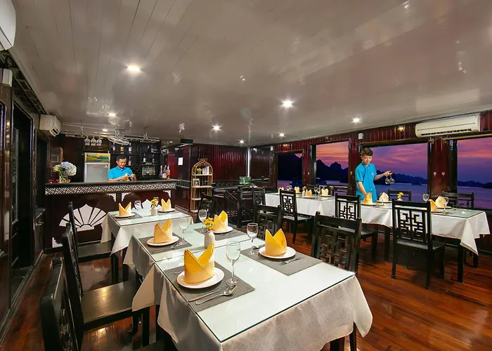  Fantasea Cruise 2*