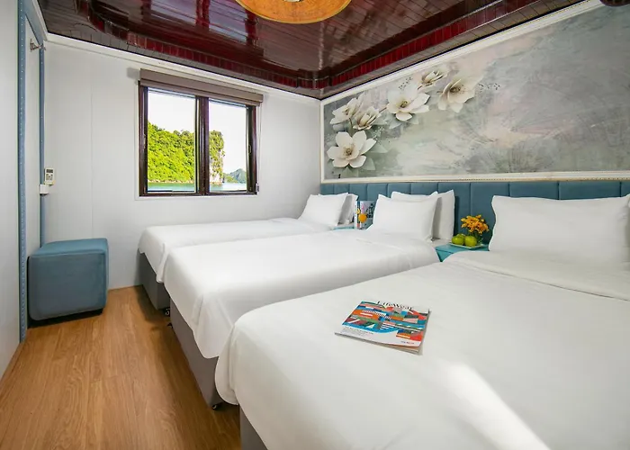 Fantasea Cruise Hạ Long