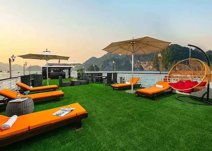 Fantasea Cruise Hạ Long