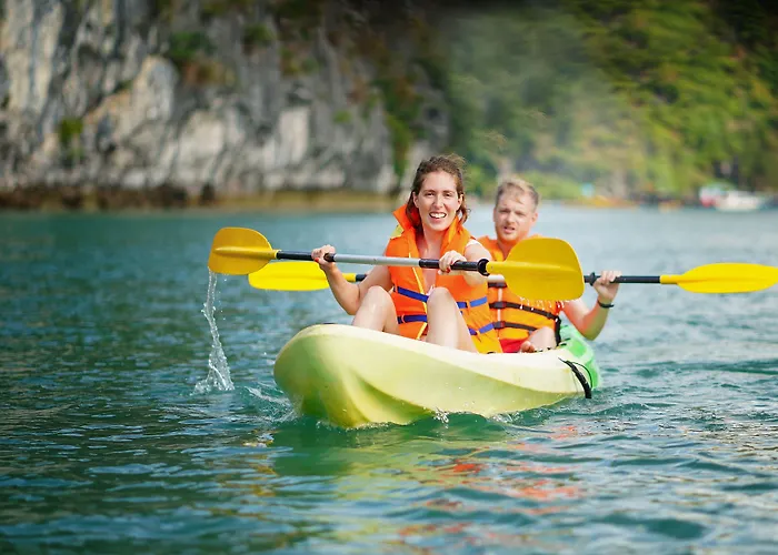 Fantasea Cruise  Hạ Long