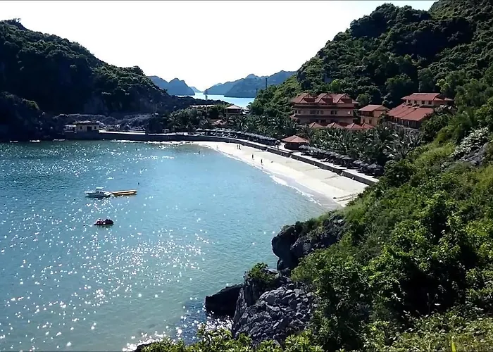Fantasea Cruise 2* Hạ Long