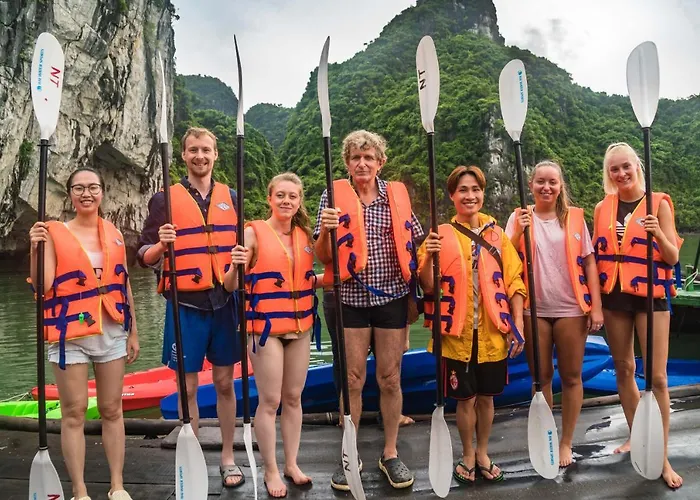 Fantasea Cruise  Hạ Long